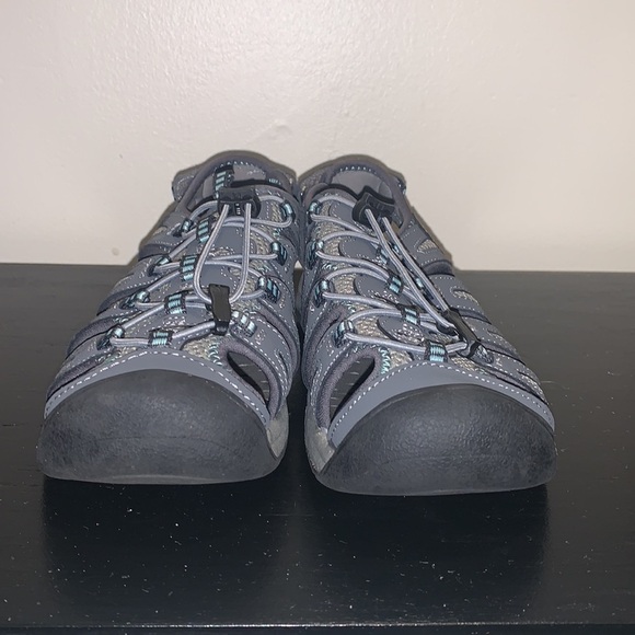 Khombu Crystal Sport Sandals. Size 8 - Picture 5 of 9